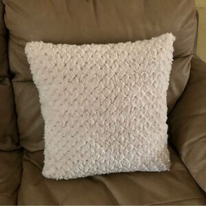 Rosette Plush Decorative Square Throw Pillow